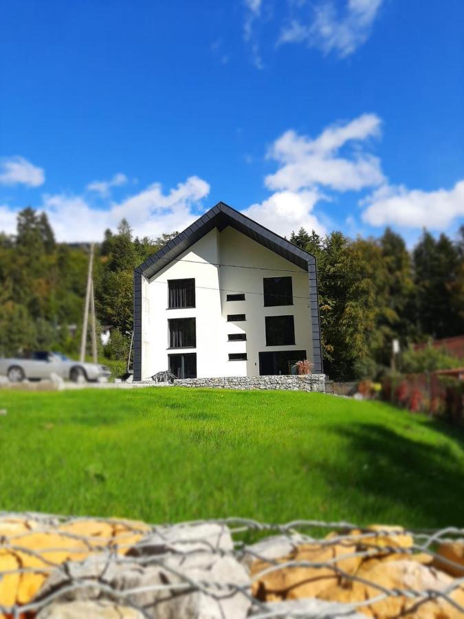 Minimal House